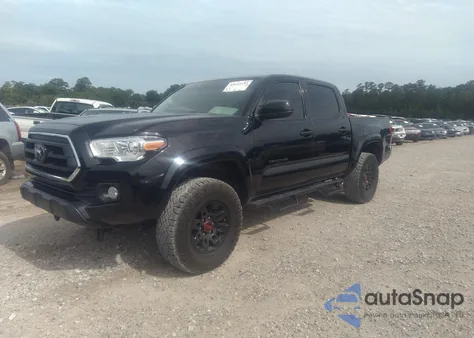 2021 Toyota Tacoma Double Cab/Sr/Sr5/Trd Sport/Trd Off Road/Trd Pro z USA, uszkodzony, nr VIN 3TYCZ5AN9MT013475